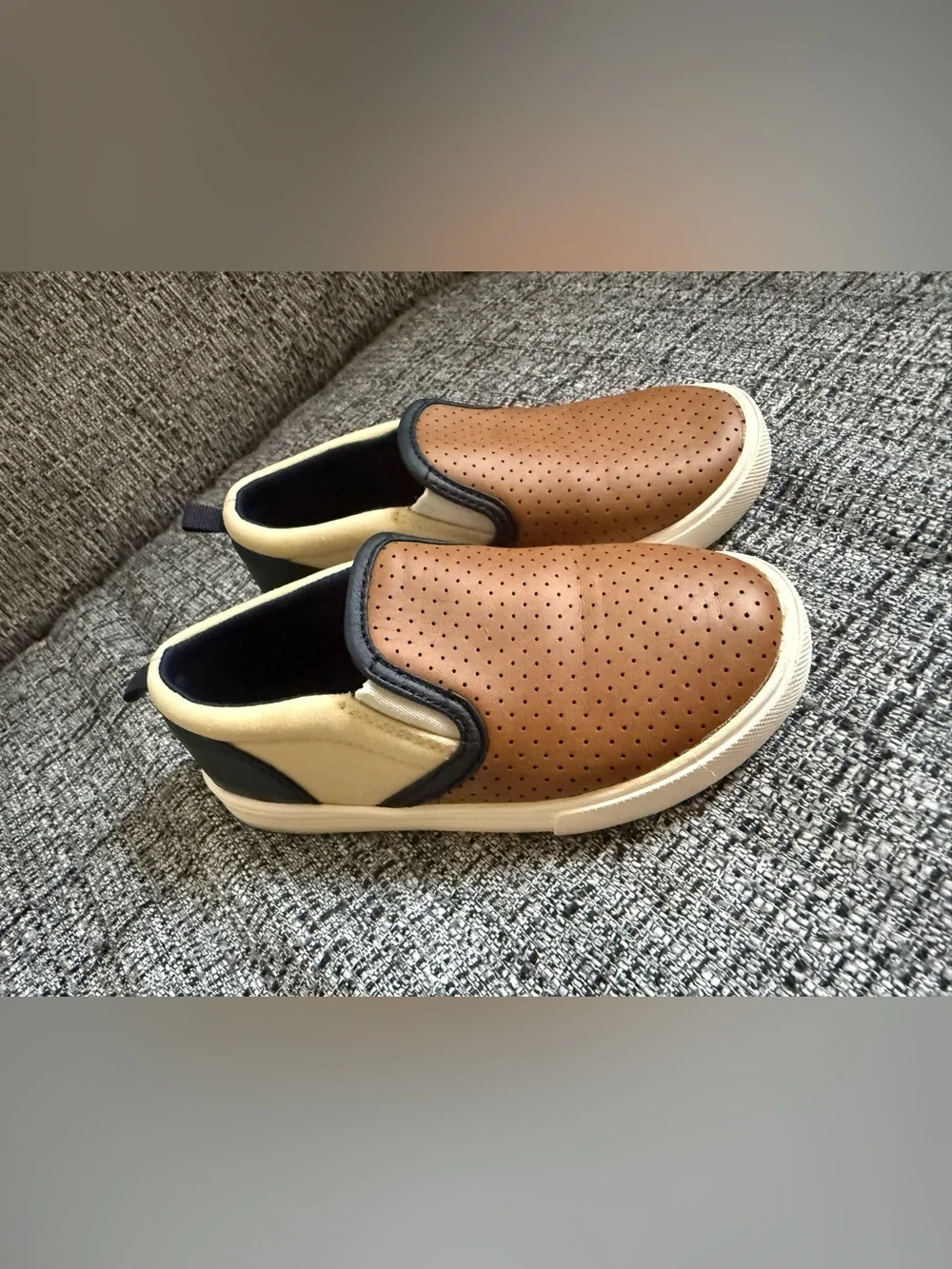 Slip-On kids Casual Shoes in Brown and Cream